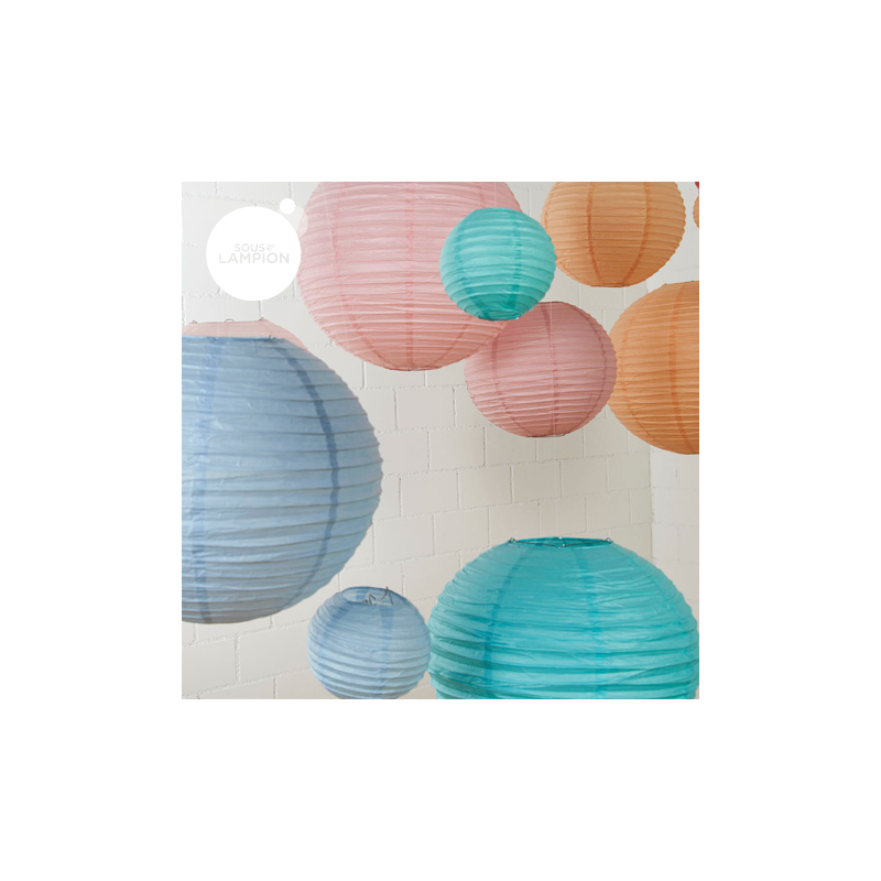 Yellow paper lantern for wedding decoration and lanterns cluster