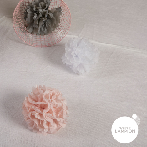 Paper tissue pompoms for weddings