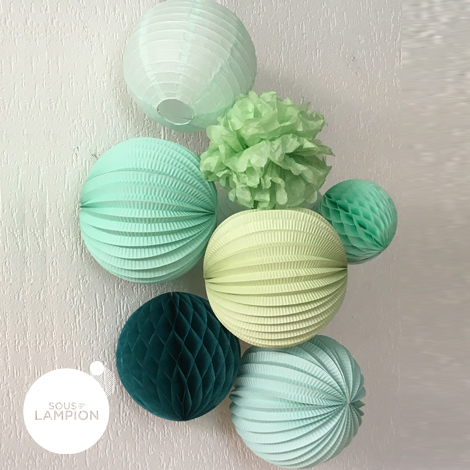 Honeycomb ball - 12cm - Frosted mint