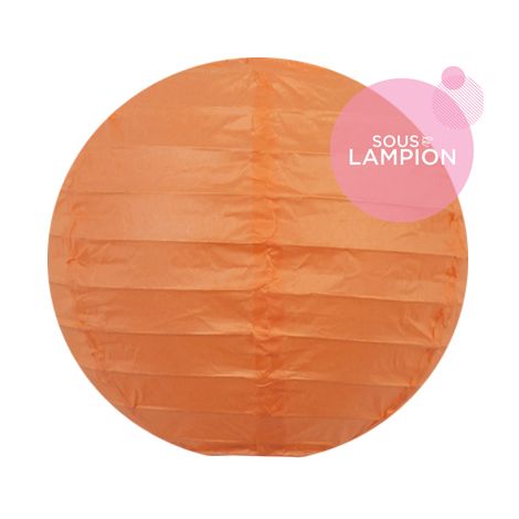 Lanterne chinoise baby dans composition de lampions