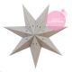 Petite étoile en carton gris pour décorer une chambre de bébé