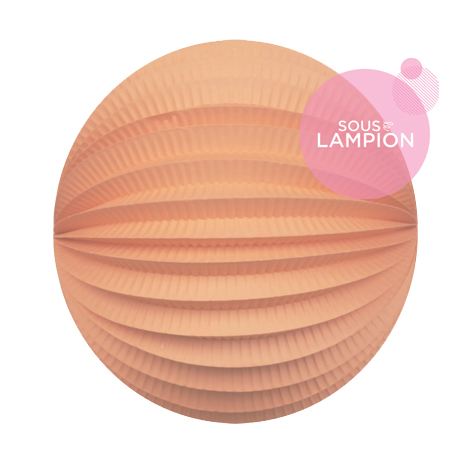 lampions ronds dans une composition