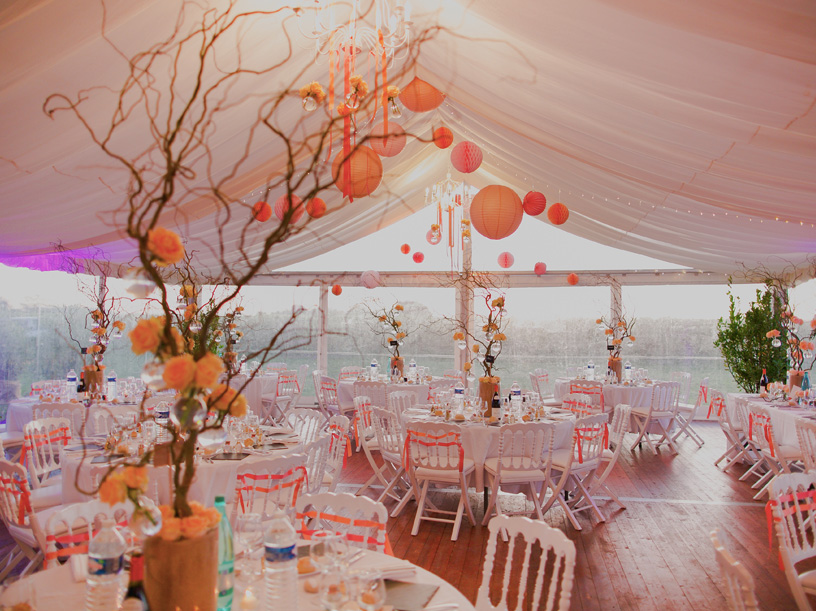 Decorating Your Wedding With Paper Lanterns Under The Lantern Wedding Tent Decoration With Paper Lanterns